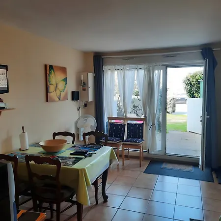 La Voile De Nacre Appt 50 M Апартаменты Bernieres-sur-Mer